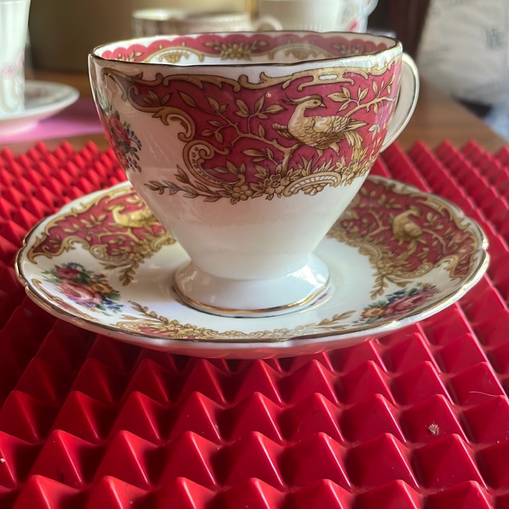 ANTIQUE FOLEY CHINA FLORAL AND GOLD TEACUP AND SAUCER